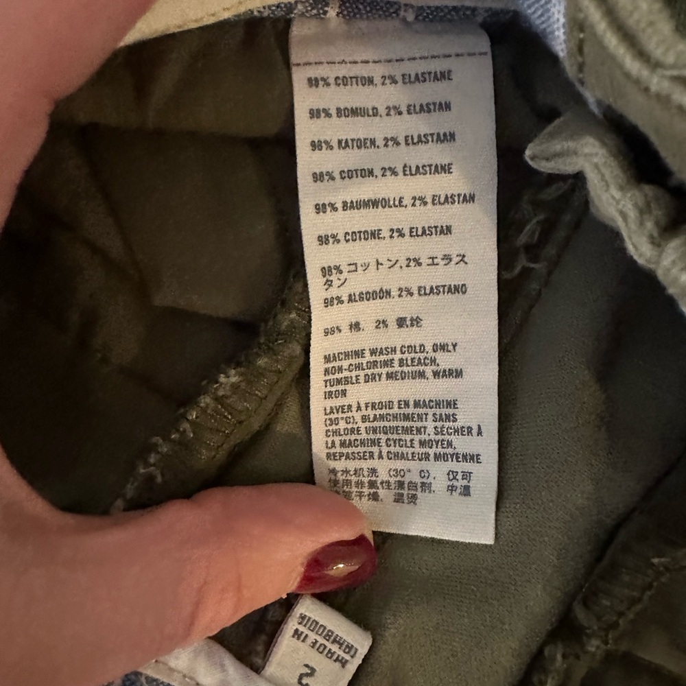 Abercrombie & Fitch Khaki Women's Cargo Shorts - Picture 4 of 10